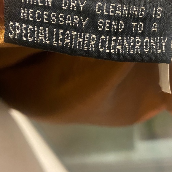 Vintage Camel Leather Jacket - Picture 5 of 9